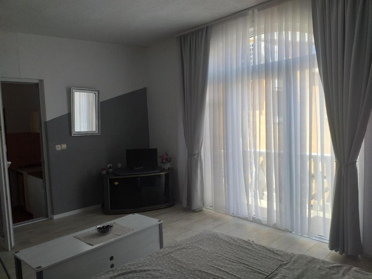 Apartmani Marijanovic Vir Exterior foto