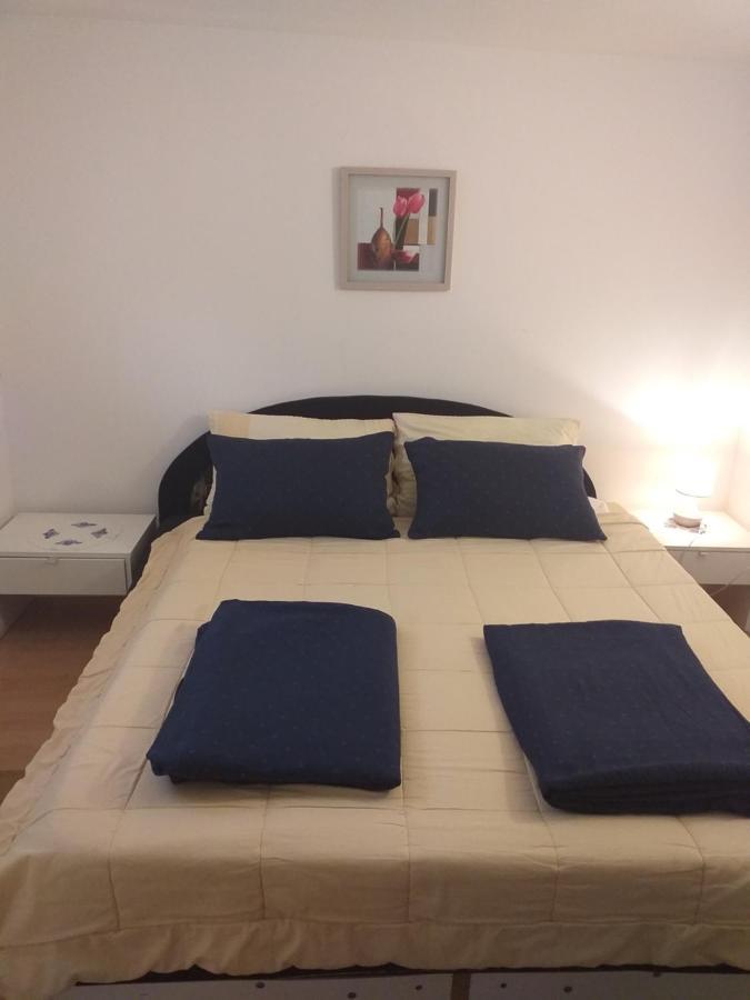 Apartmani Marijanovic Vir Exterior foto