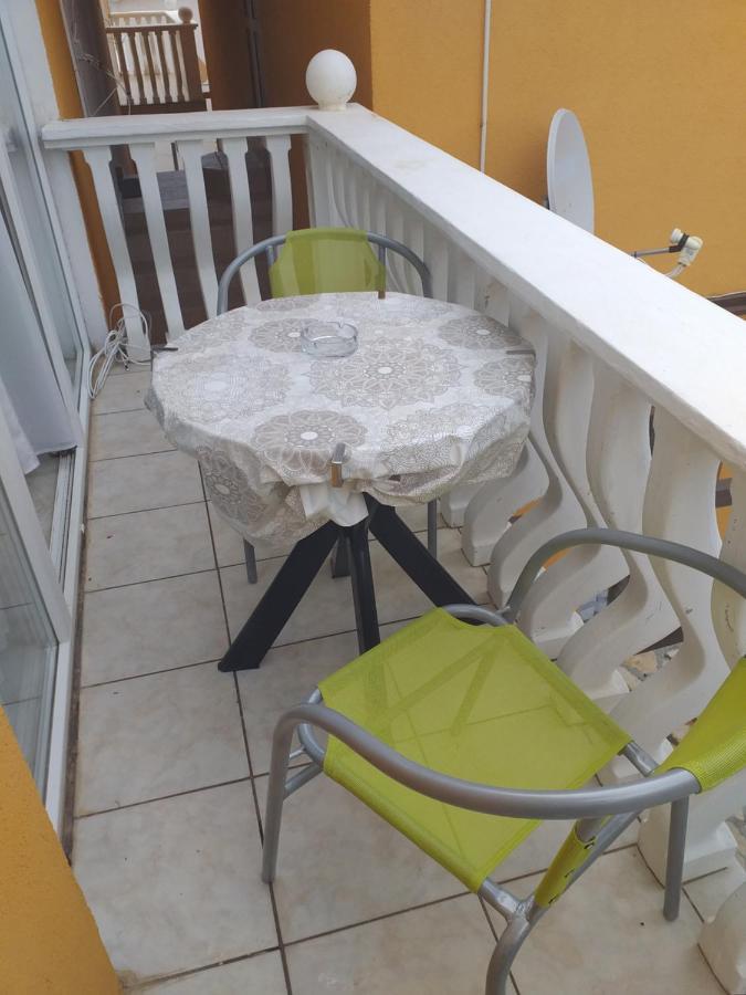 Apartmani Marijanovic Vir Exterior foto
