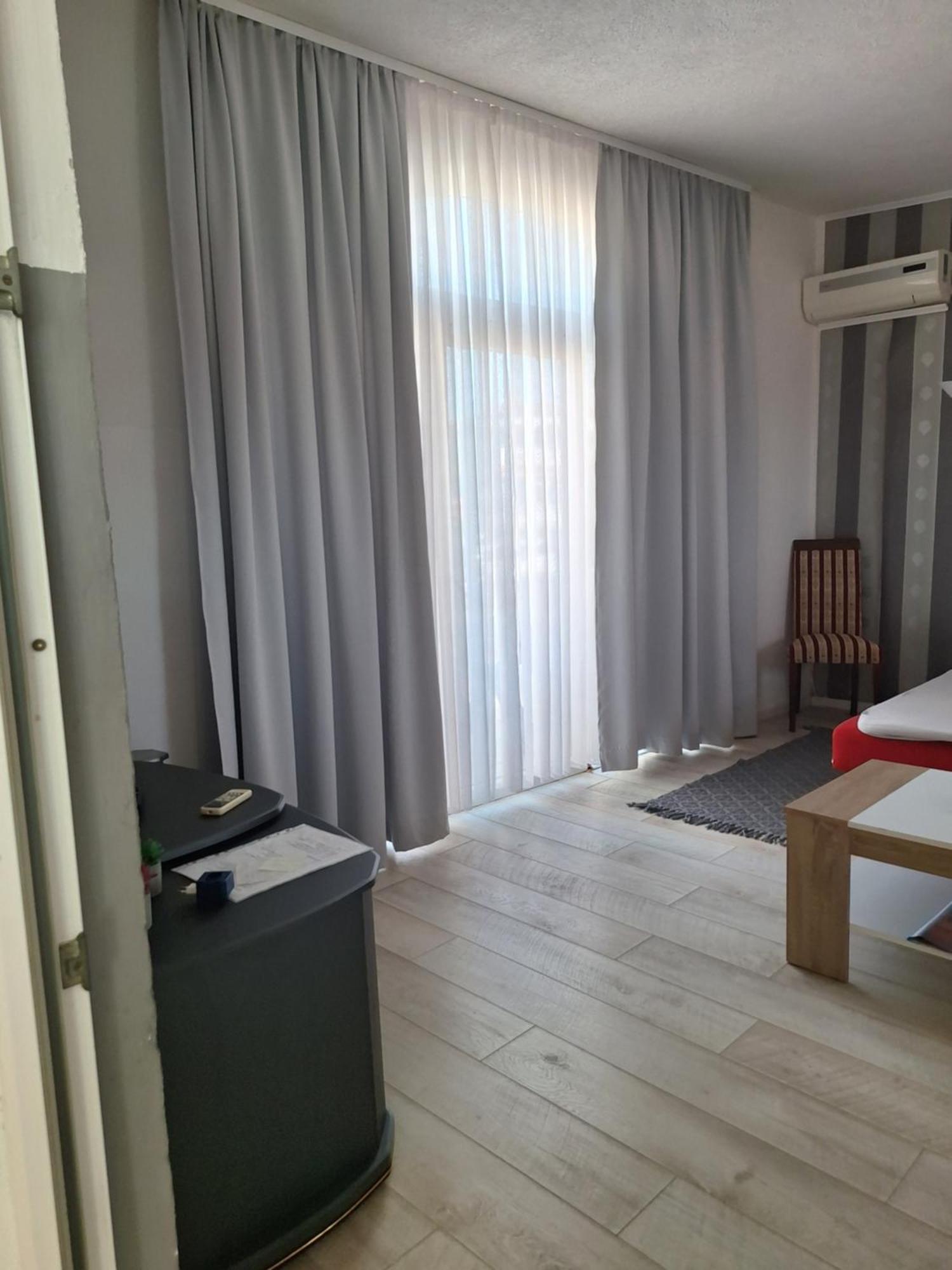 Apartmani Marijanovic Vir Exterior foto